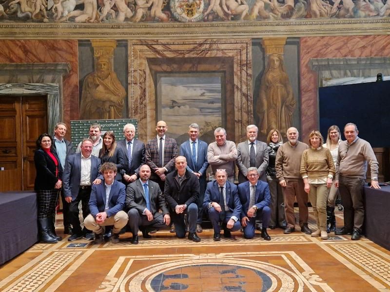 La figura del veterinario aziendale tra carenza di professionisti e obblighi per gli allevamenti. Al via il tavolo degli stakeholder - Comunicati | Confederazione Generale dell'Agricoltura Italiana La figura del veterinario aziendale tra carenza di professionisti e obblighi per gli allevamenti. Al via il tavolo degli stakeholder - Comunicati | Confederazione Generale dell'Agricoltura Italiana